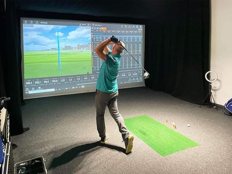 indoor golf wrocław atrakcje
